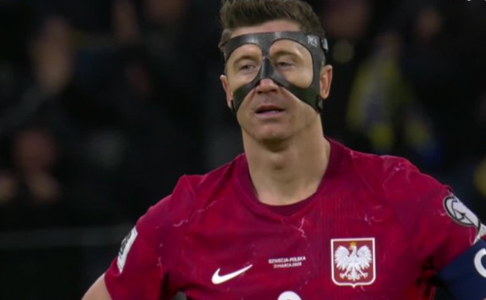 Lewandowski myśli o transferze do Arabii Saudyjskiej? Autor biografii zdradza kulisy Lewandowski myśli o transferze do Arabii Saudyjskiej? Autor biografii zdradza kulisy