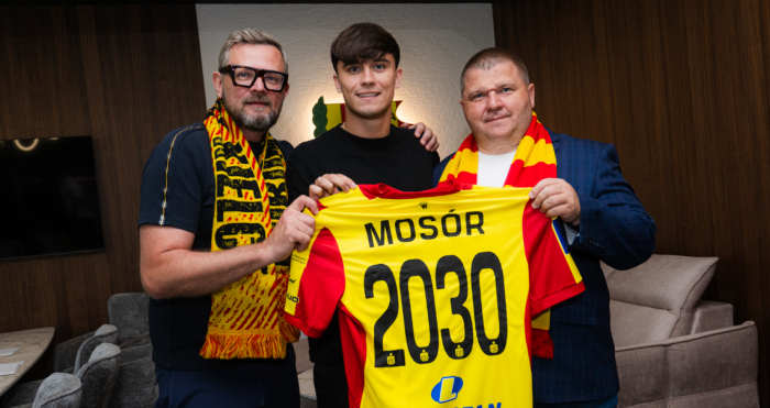 Korona z kolejnym mocnym transferem. Ariel Mosór opuścił Raków i zagra w Kielcach Korona z kolejnym mocnym transferem. Ariel Mosór opuścił Raków i zagra w Kielcach