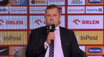 Cezary Kulesza w ogniu pytań o alkohol w PZPN. Cezary Kulesza w ogniu pytań o alkohol w PZPN.