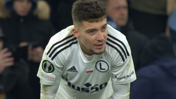 Klub z Premier League zgłosił się po Ernesta Muciego. Legia zażądała ogromnych pieniędzy i do transferu nie doszło Klub z Premier League zgłosił się po Ernesta Muciego. Legia zażądała ogromnych pieniędzy i do transferu nie doszło