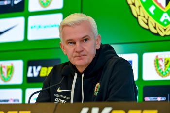 Jacek Magiera przed meczem Śląska Wrocław z Ruchem Chorzów. Jacek Magiera przed meczem Śląska Wrocław z Ruchem Chorzów.