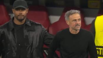 PSG idzie po obronę tytułu w Lidze Mistrzów. Bayern kolejną ofiarą. Dostał cios na początek i nie dał rady nic zrobić (VIDEO) PSG idzie po obronę tytułu w Lidze Mistrzów. Bayern kolejną ofiarą. Dostał cios na początek i nie dał rady nic zrobić (VIDEO)