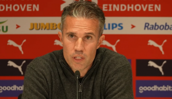 Jakub Moder będzie miał nowego trenera. Feyenoord zwolnił Robina Van Persiego Jakub Moder będzie miał nowego trenera. Feyenoord zwolnił Robina Van Persiego