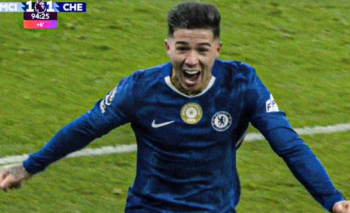 Enzo Fernández coraz bliżej Manchesteru City! Transfer może kosztować 130 milionów euro Enzo Fernández coraz bliżej Manchesteru City! Transfer może kosztować 130 milionów euro