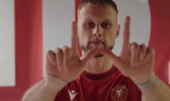 Dramat piłkarza Widzewa Łódź. Leczył się zachowawczo, stracił kilka miesięcy, a teraz jednak operacja i jeszcze dłuższa przerwa Dramat piłkarza Widzewa Łódź. Leczył się zachowawczo, stracił kilka miesięcy, a teraz jednak operacja i jeszcze dłuższa przerwa